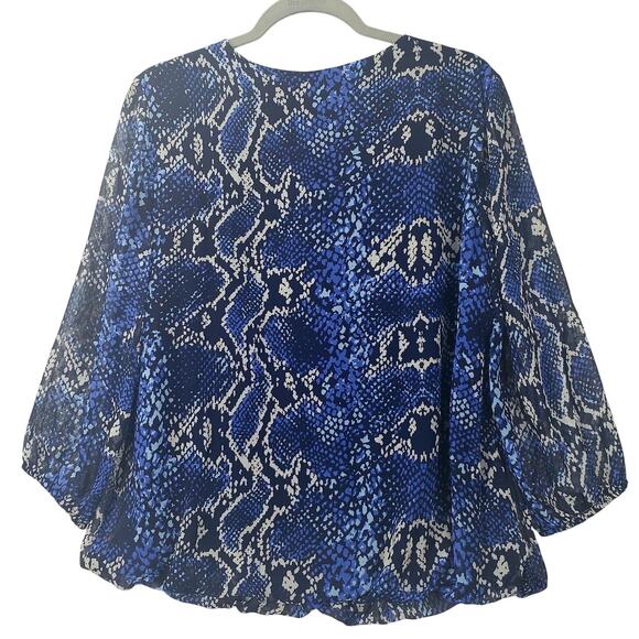 JM Collection Blouse Size M Blue Python Print VNeck Shimmer Trim Flowy Lined NWT - Picture 2 of 5